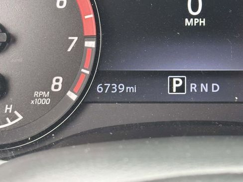 Used 2025 Nissan Frontier PRO-4X image 25