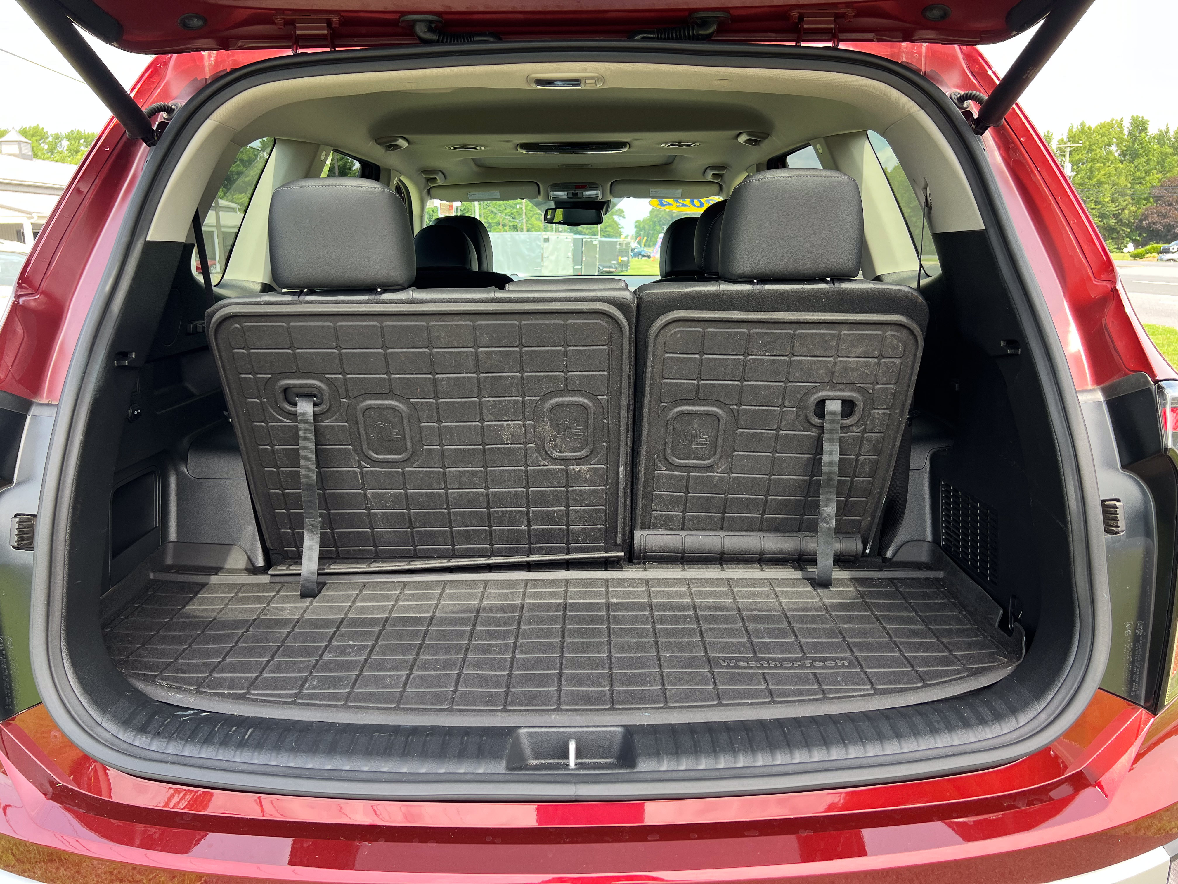 Used 2024 Kia Telluride EX w/ EX Captain's Chair Package AWD/4WD image 9