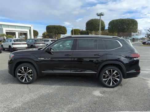 New 2026 Volkswagen Atlas SEL Premium R-Line image 11