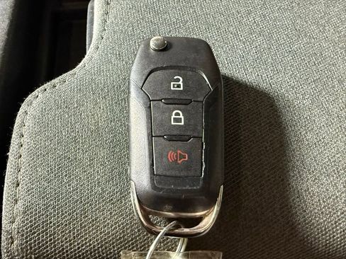 Used 2023 Ford F150 XLT image 24