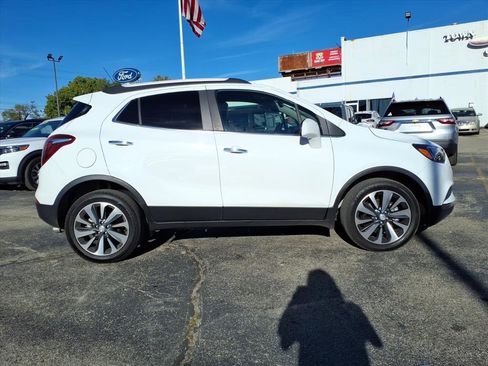 Used 2021 Buick Encore Preferred image 2