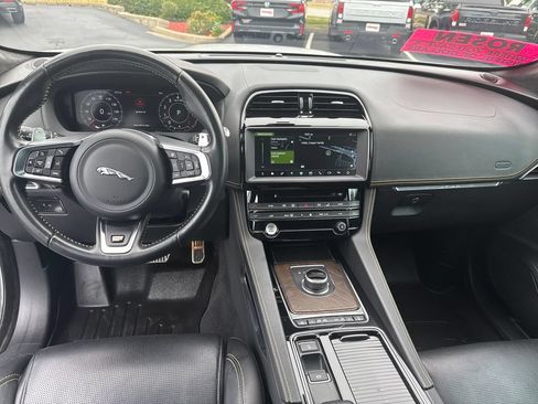 Used 2020 Jaguar F-PACE 300 Sport AWD/4WD image 24