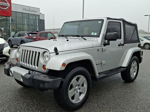Used 2012 Jeep Wrangler Sahara w/ Connectivity Group image 3