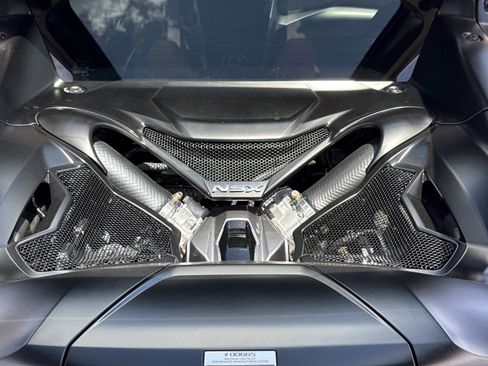 Used 2017 Acura NSX AWD/4WD image 12