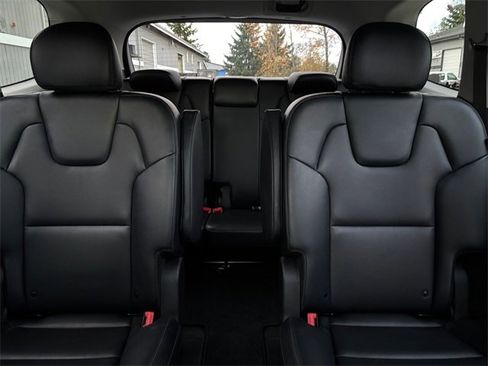 Used 2025 Kia Telluride S image 21