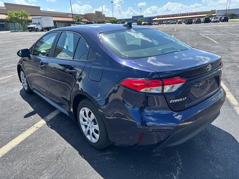 Used 2024 Toyota Corolla LE FWD image 7