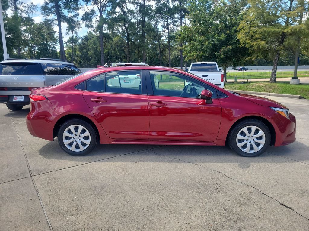 Certified 2024 Toyota Corolla LE FWD image 8