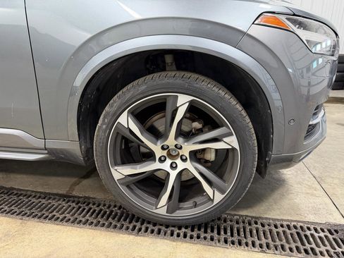 Used 2018 Volvo XC90 T6 Momentum w/ Convenience Package image 39