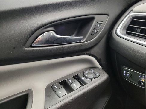Used 2018 Chevrolet Equinox LT FWD image 27