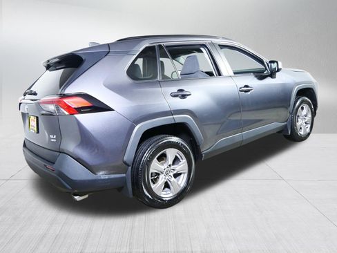 Used 2023 Toyota RAV4 XLE AWD/4WD image 7