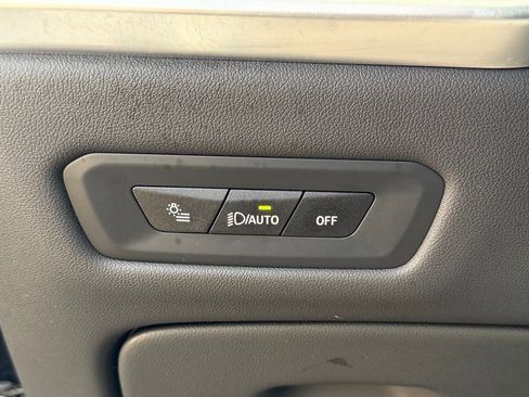 Used 2025 BMW X5 xDrive50e image 26