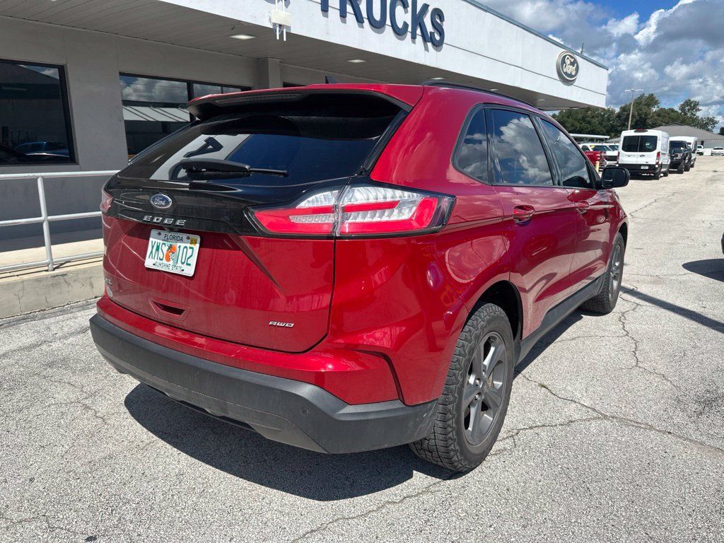 Used 2023 Ford Edge SEL w/ Sport Appearance Package AWD/4WD image 10