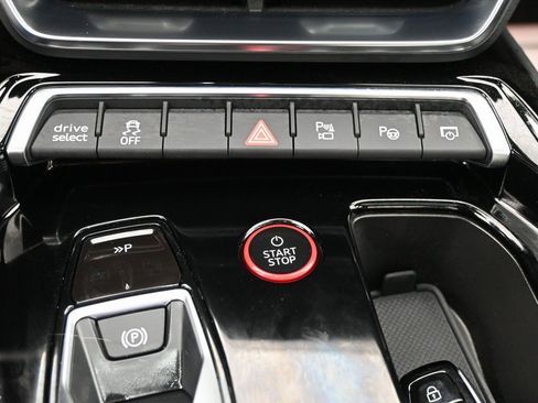 Used 2022 Audi e-tron GT Prestige w/ Prestige Package image 15