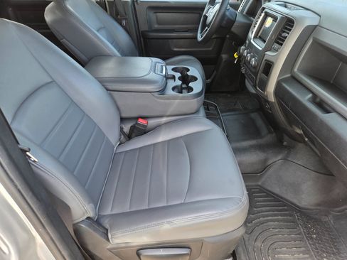 Used 2018 RAM 1500 Tradesman w/ Chrome Appearance Group AWD/4WD image 14