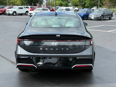 Used 2025 Hyundai Sonata SEL FWD image 6