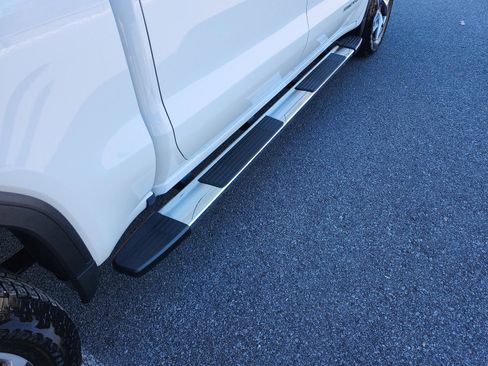 Certified 2024 GMC Sierra 1500 SLT w/ SLT Premium Plus Package image 7