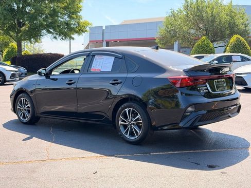 Used 2024 Kia Forte LXS FWD image 12