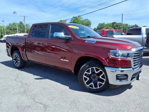 Used 2025 RAM 1500 Laramie w/ Bed Utility Group AWD/4WD image 2