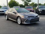 Used 2022 Toyota Camry LE image 4