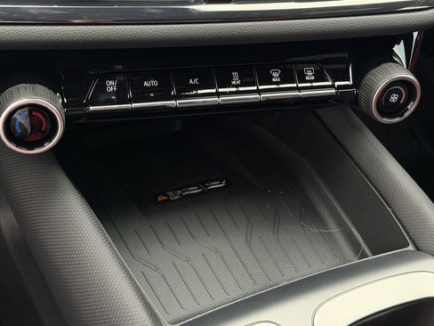 New 2026 Chevrolet Equinox EV RS image 17