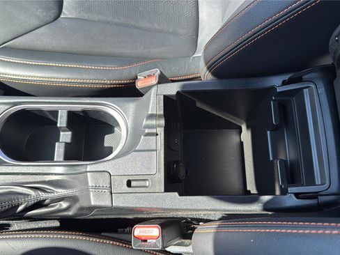 Used 2018 Subaru Crosstrek 2.0i Limited image 16