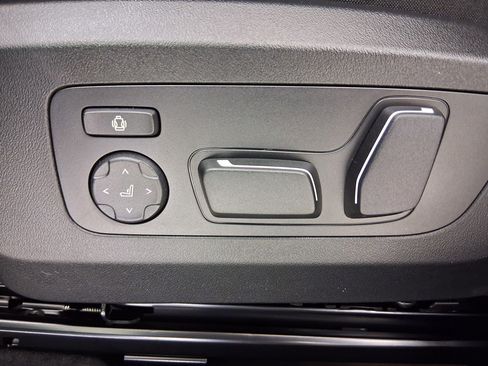 New 2026 BMW X3 xDrive30 w/ Convenience Package image 12