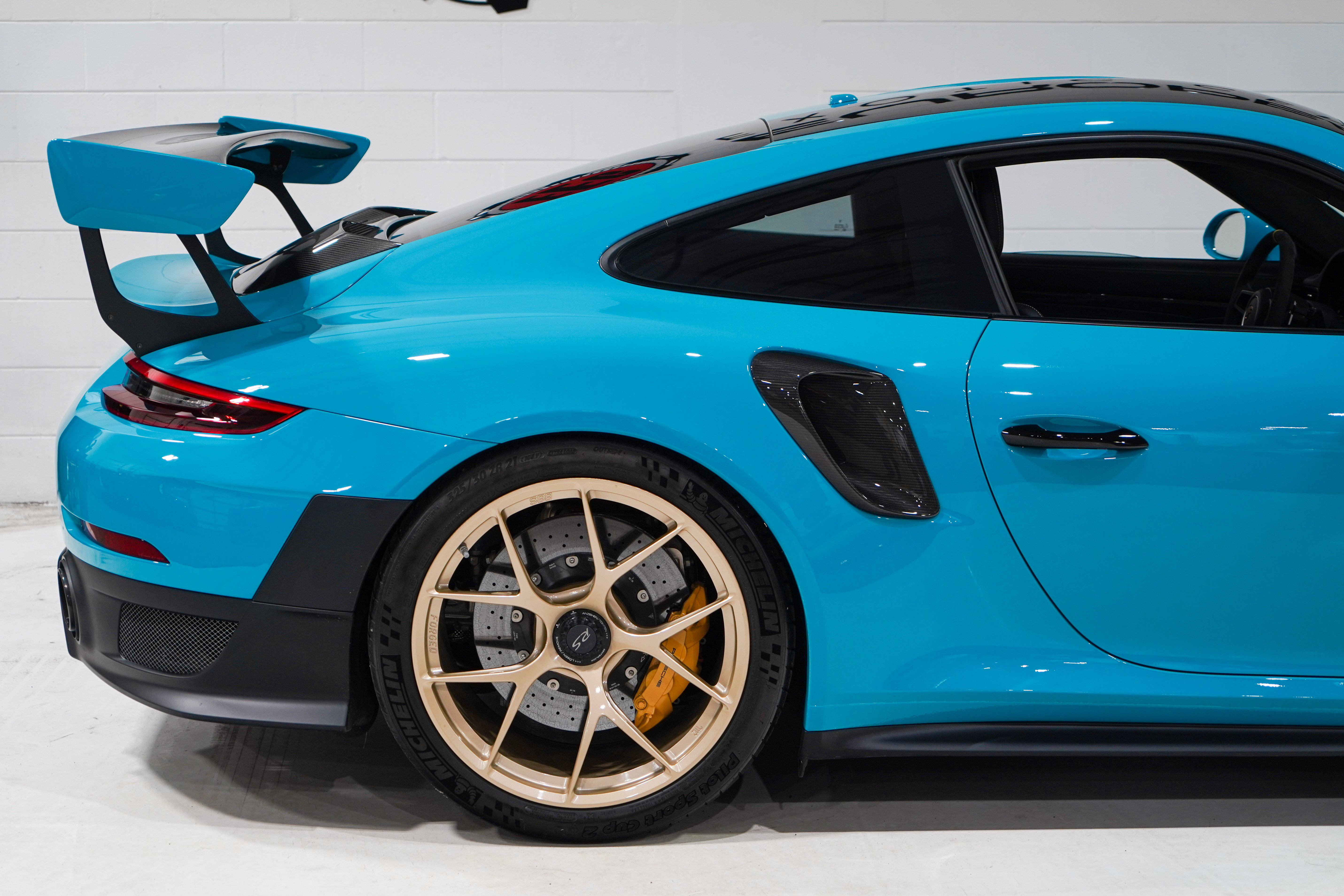 Used 2018 Porsche 911 GT2 RS RWD image 21