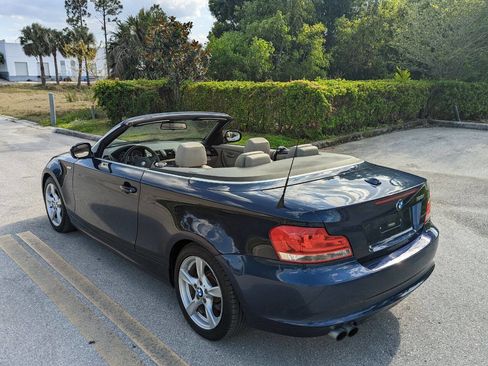 Used 2012 BMW 128i Convertible image 4