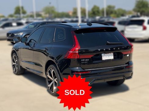 Used 2024 Volvo XC60 T8 Ultimate w/ Protection Package Premier AWD/4WD image 7