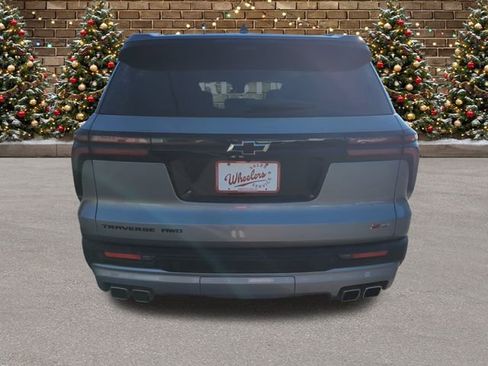 Used 2024 Chevrolet Traverse Z71 w/ Enhanced Driving Package image 4