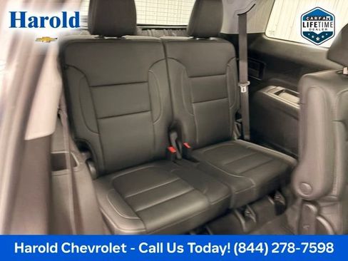 Used 2022 GMC Acadia SLT w/ GMC Pro Grade Package AWD/4WD image 10