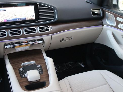 Used 2026 Mercedes-Benz GLE 350 4MATIC image 31