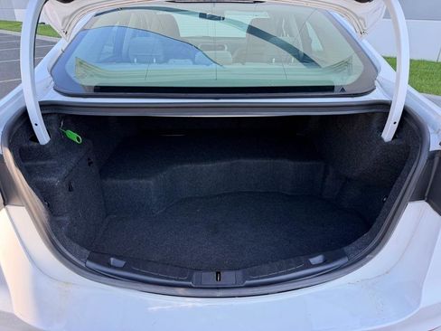 Used 2019 Ford Fusion SE FWD image 20