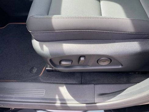 New 2026 GMC Terrain AT4 AWD/4WD image 11