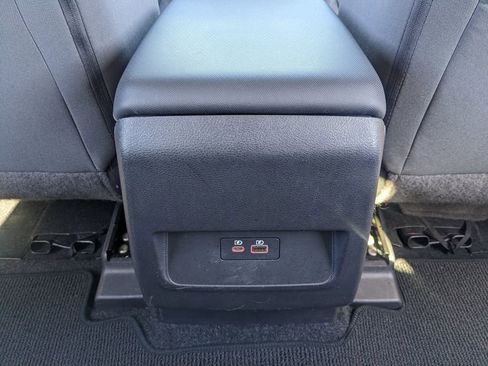 Used 2022 Nissan Frontier S w/ Technology Package image 37