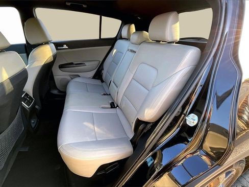 Certified 2022 Kia Sportage Nightfall Edition image 28