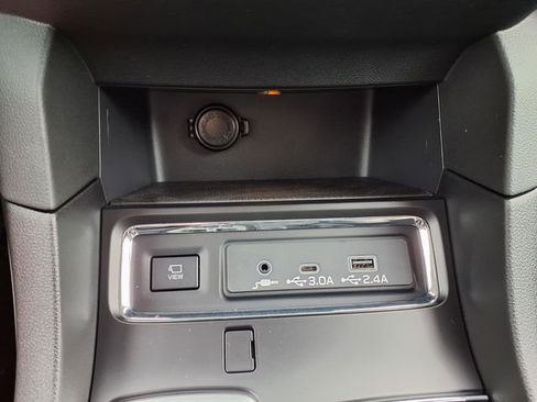 New 2026 Subaru Ascent Limited AWD/4WD image 17