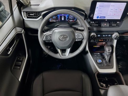 Certified 2025 Toyota RAV4 Limited w/ Advanced Technology Package AWD/4WD image 19