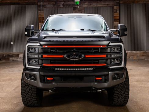 Used 2023 Ford F250 Lariat w/ Lariat Ultimate Package image 2