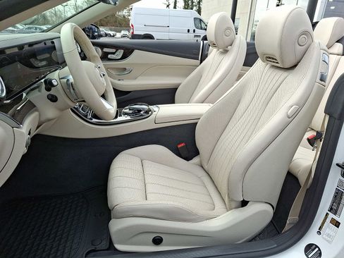 Used 2021 Mercedes-Benz E 450 4MATIC Cabriolet w/ AMG Line image 11