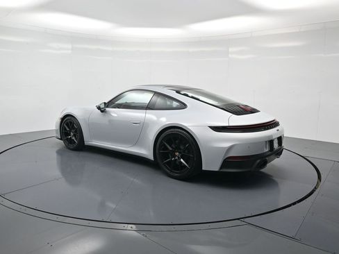 Used 2025 Porsche 911 Carrera T image 3