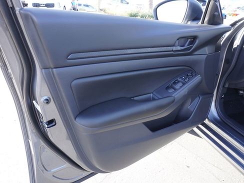 Certified 2025 Nissan Altima 2.5 S image 14