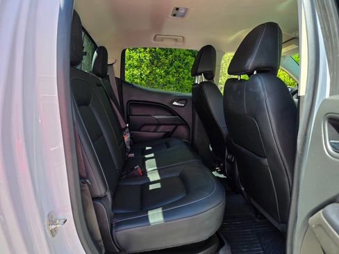 Used 2021 Chevrolet Colorado LT w/ LT Convenience Package image 30