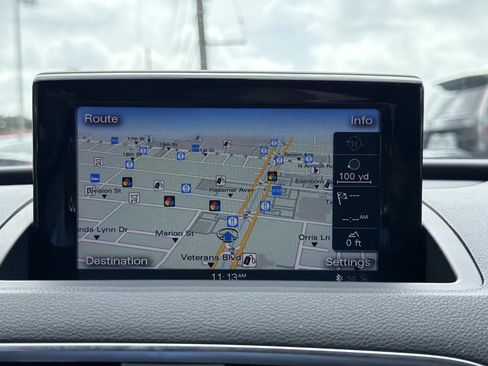 Used 2018 Audi Q3 2.0T Premium Plus FWD image 25