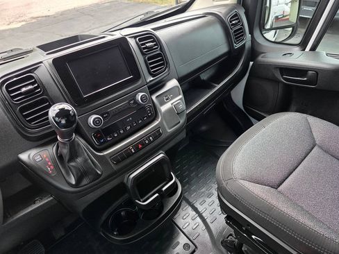 Used 2023 RAM ProMaster 3500 w/ Driver Convenience Group FWD image 17