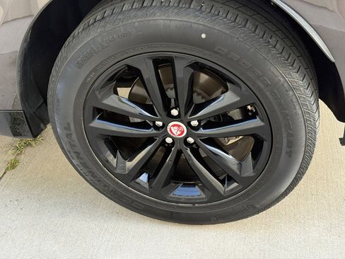 Used 2021 Jaguar F-PACE S AWD/4WD image 14