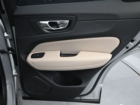 New 2026 Volvo XC60 B5 Plus w/ Protection Package Premier image 15