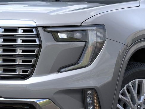 New 2026 GMC Acadia Denali FWD image 10