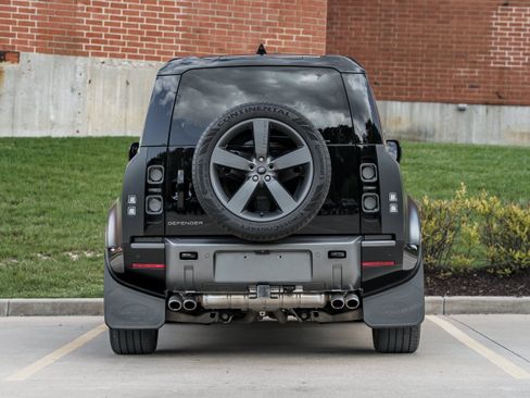 Used 2024 Land Rover Defender 110 Carpathian Edition AWD/4WD image 29