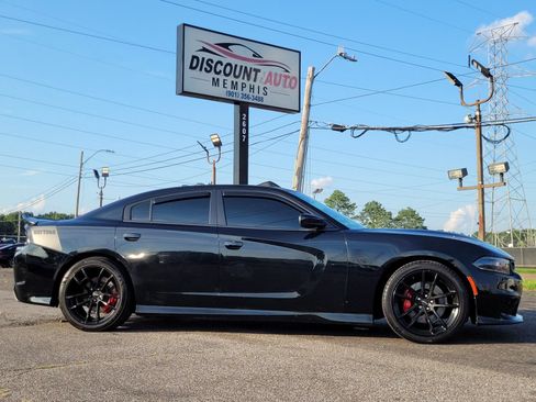 Used 2019 Dodge Charger Scat Pack w/ Daytona Edition Group RWD image 9